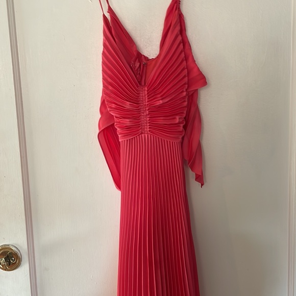 ALC Aries Gown - Picture 7 of 10